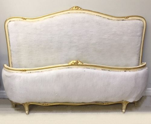 OLD FRENCH CAPITONE GILDED BED